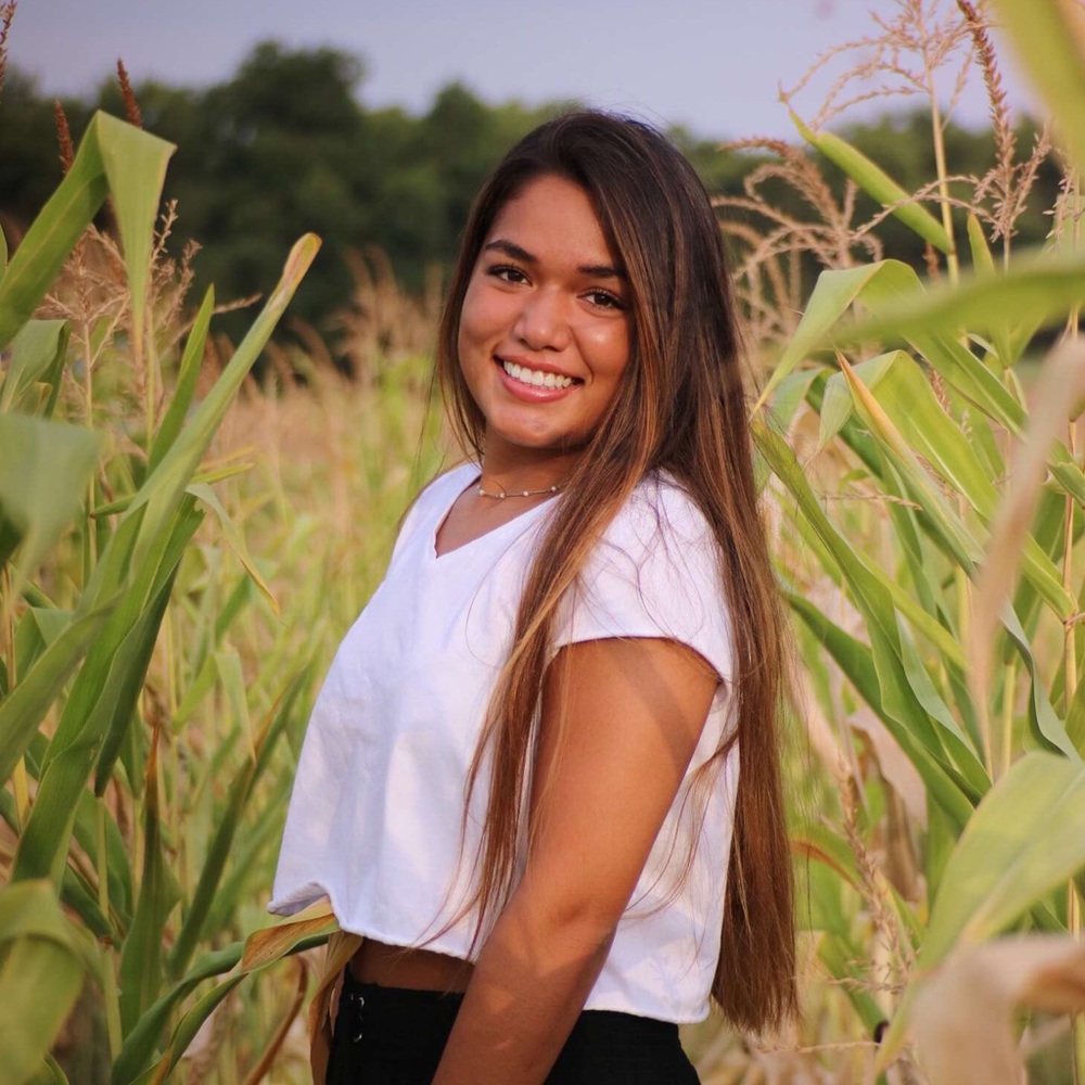 Meet your Posher, Sabrina